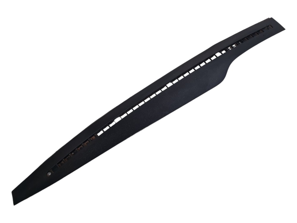 Grelha superior esquerda painel constellation 26 320 2025