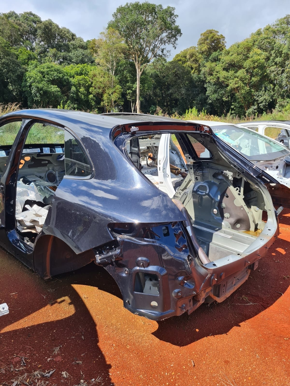 Traseira Baixa Corte Lataria Porsche Macan 2021/2022 8
