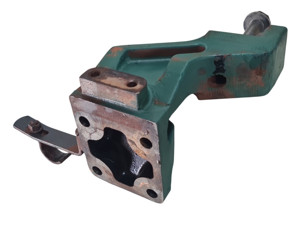 Suporte traseiro direito motor Volvo VM 330 2021 2022 5