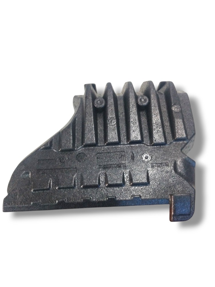 Isopor do assoalho dianteiro Peugeot 208 2022 ORIGINAL