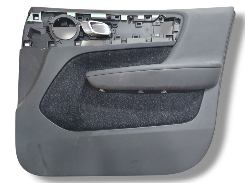 Forro porta dianteira direita Volvo XC 40 2020 652917667 1