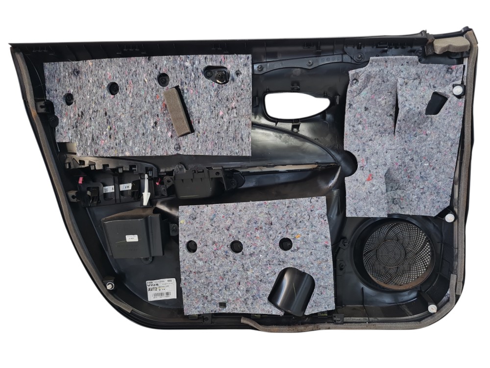 Forro Porta Dianteira Direita Toyota Yaris 2023 2024 3