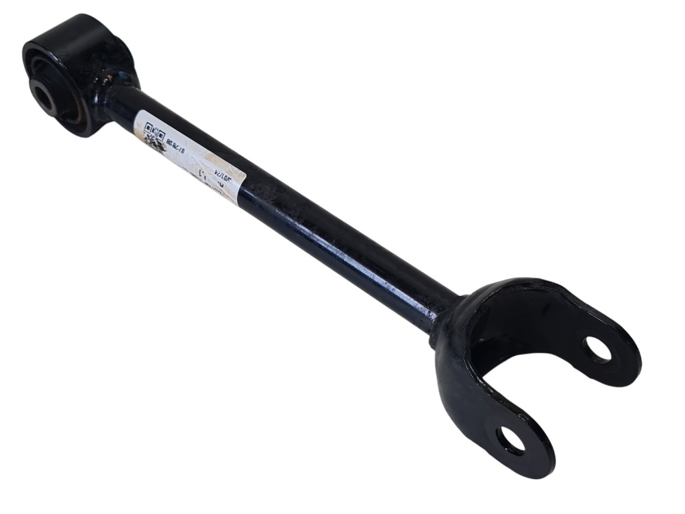 Braço de controle inferior esquerdo Toyota Corolla GRS 2024 3