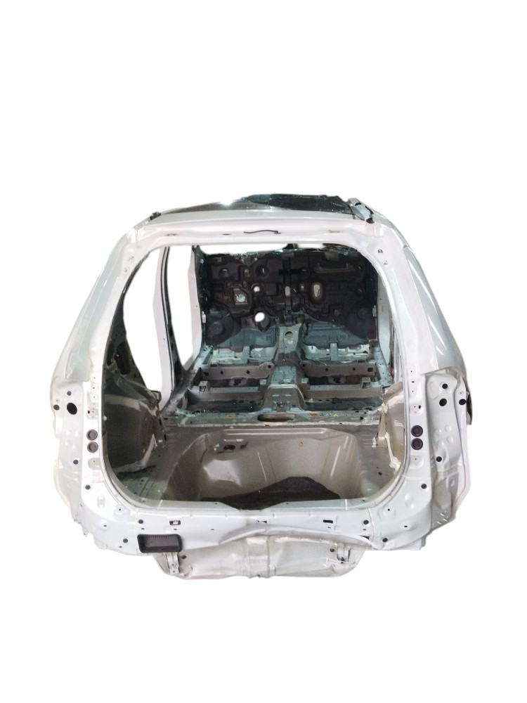 Corte de carroceria traseira baixa Toyota Yaris Cross 2026