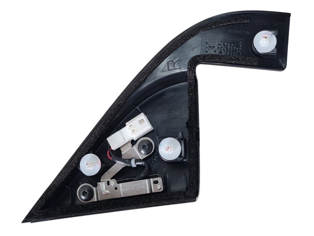 Acabamento Interno Retrovisor Direito Nissan Kicks 2024 3
