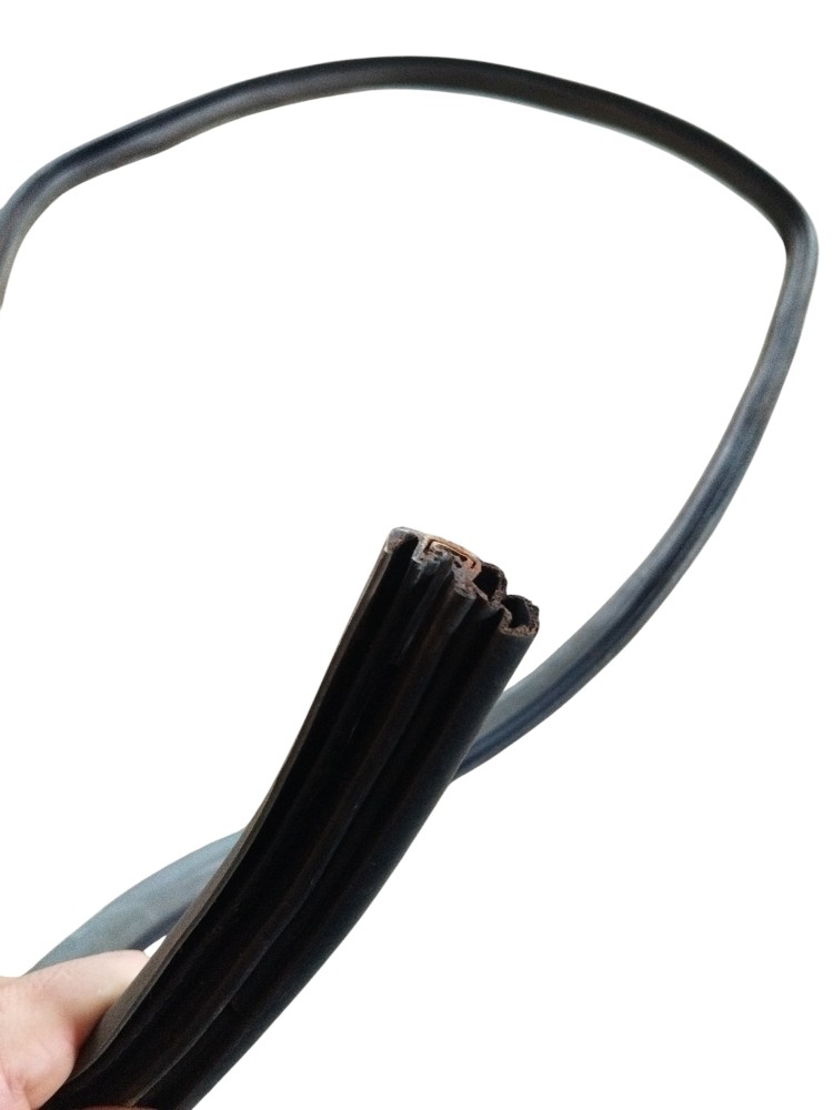 Borracha Porta Dianteira Direita Gol Mi G2 1998/99 Original 3
