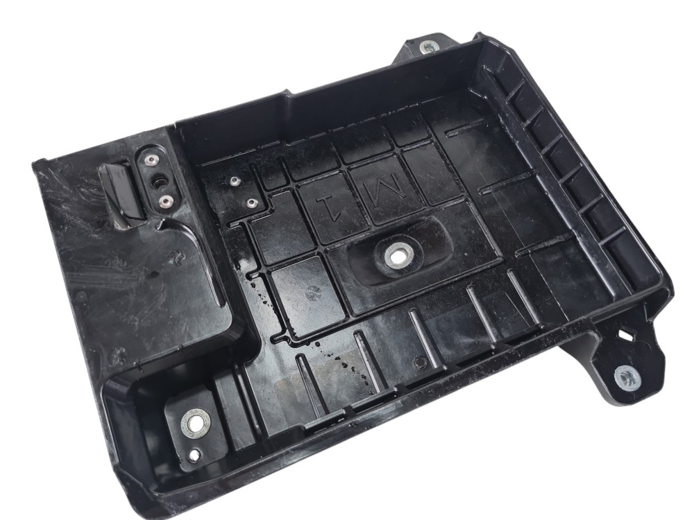 Suporte Base Bateria Toyota Corolla Grs 2024 744040a050 4