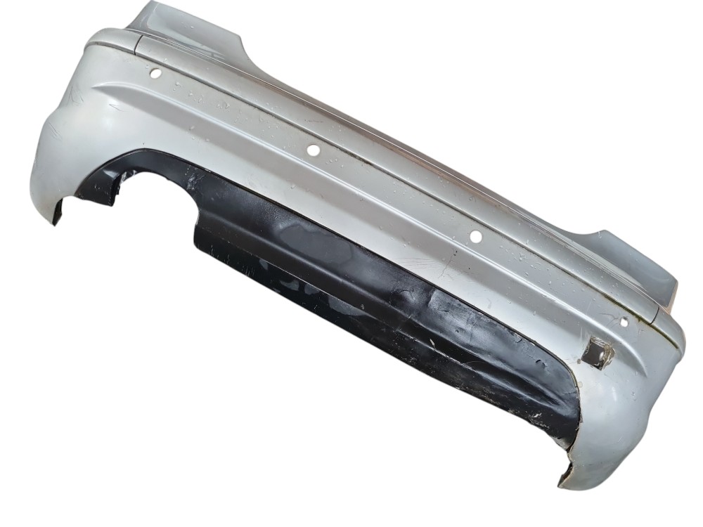 Parachoque traseiro Mercedes Classe C 230 2002 DETALHE 4