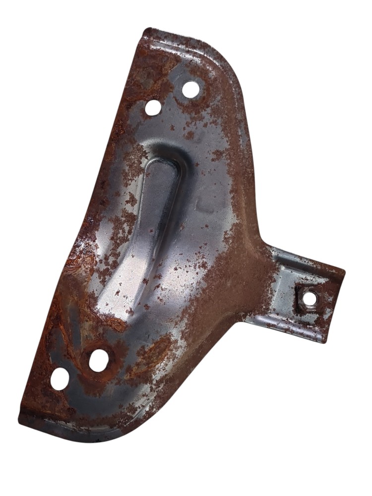 Suporte porta dianteira esquerda Mitsubish Pajero FULL 2008 3