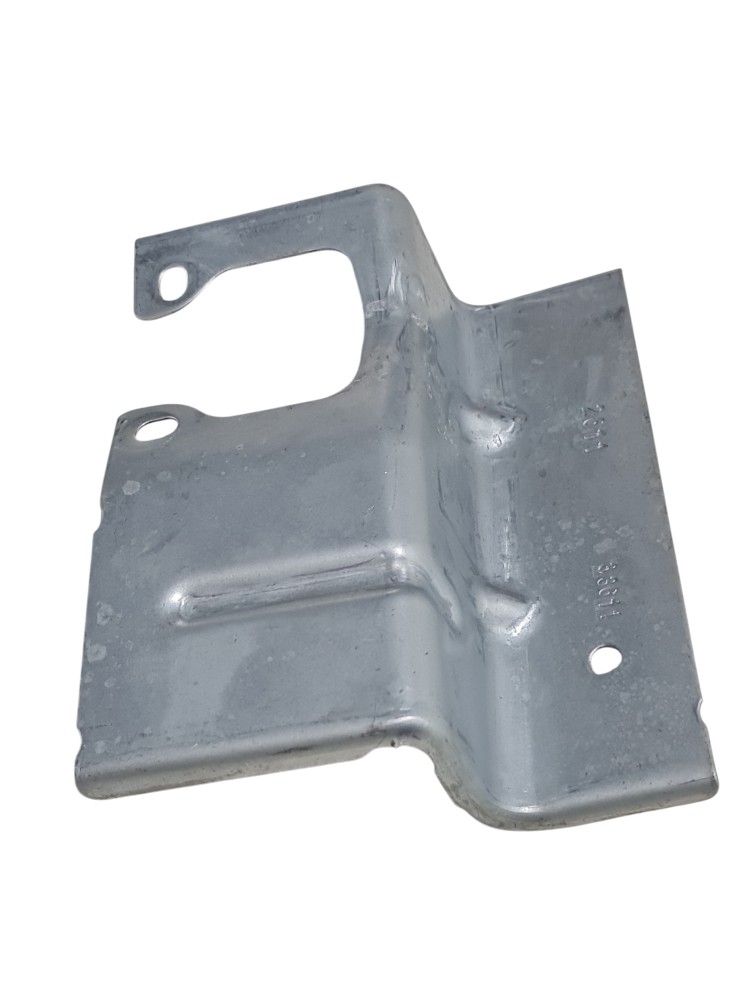 Suporte da fechadura traseira Fiat fiorino working ano 2021 4