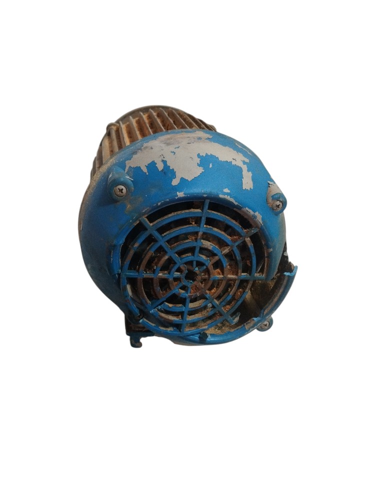Motor blindado trifásico Lafert D1447 2.2 Cv com detalhe 3