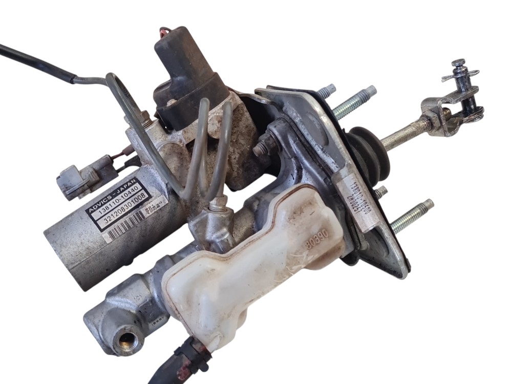 Cilindro mestre de freio Lexus LS 460L 2013 138110-10440 2
