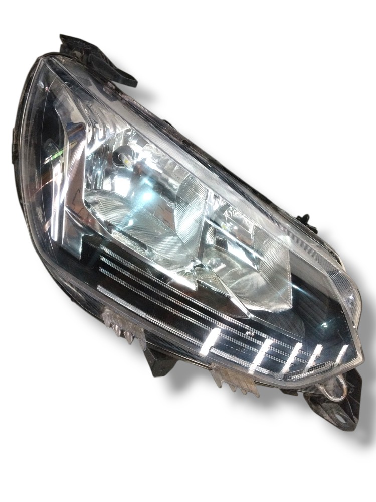 Farol dianteiro Direito Peugeot 208 1.6 2022 ORIGINAL
