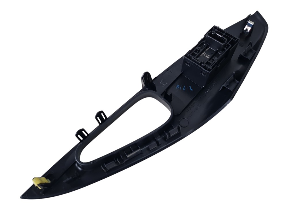 Moldura / Botão Vidro Tras Direito Toyota Corolla Grs 2024 6