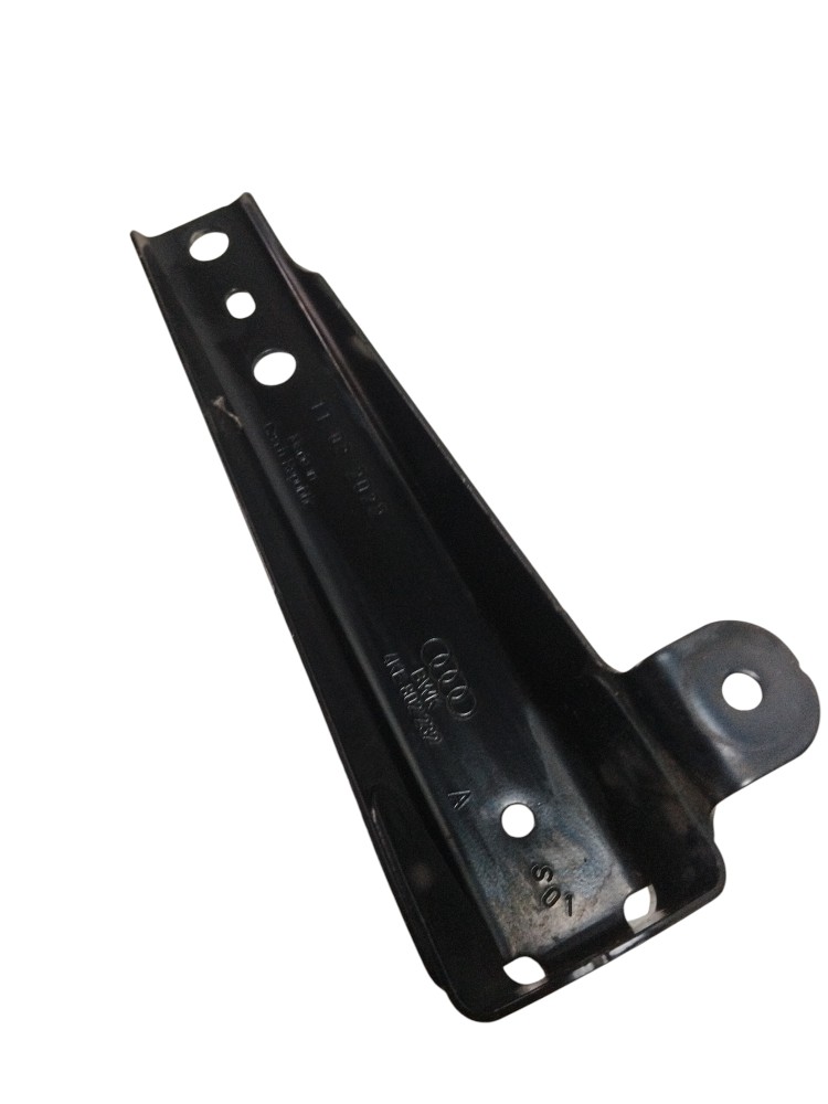 Suporte do motor de acionamento Audi Etron 2022 ORIGINAL 1