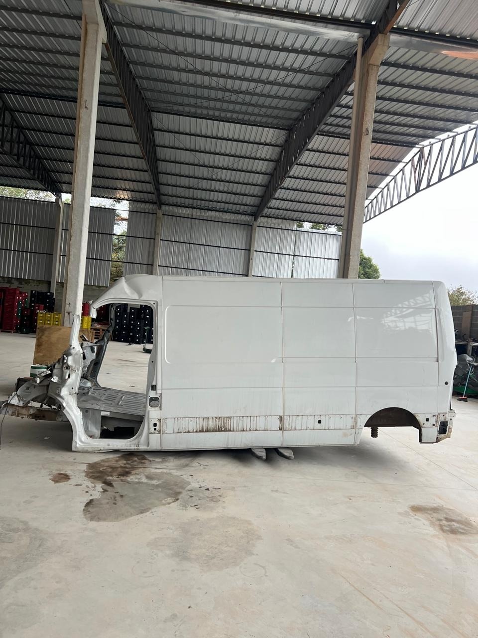 Carroceria Renault Master 2.3 L3h2 Furgao 2023 2024 Corte Branco 8
