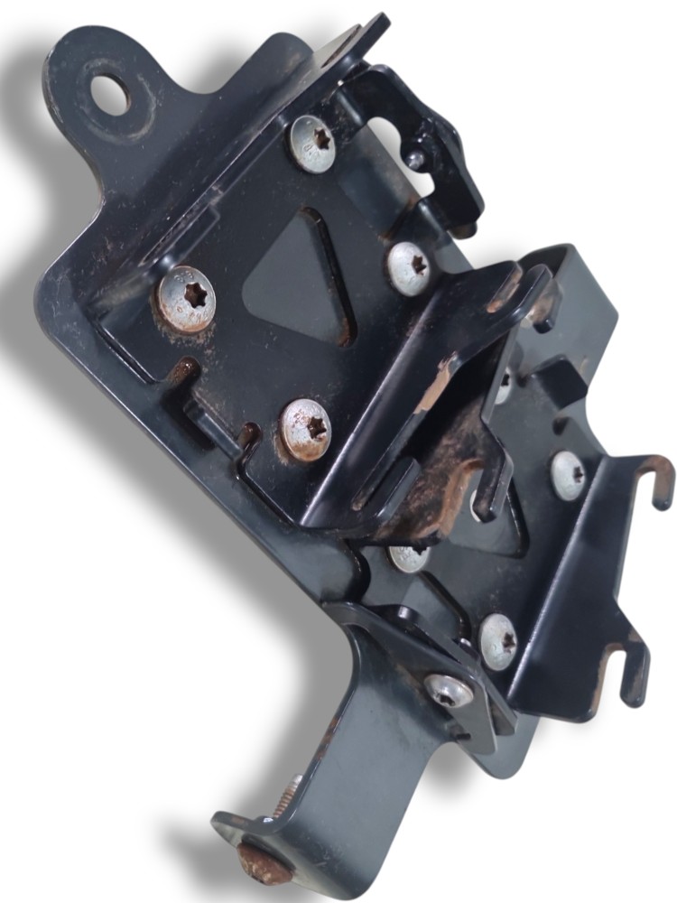 Suporte De Fixacao Do Sensor Mb Detalhe 2022 A9615401916