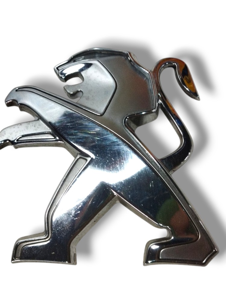 Emblema logo da grade dianteira do Peugeot 208 2022 ORIGINAL