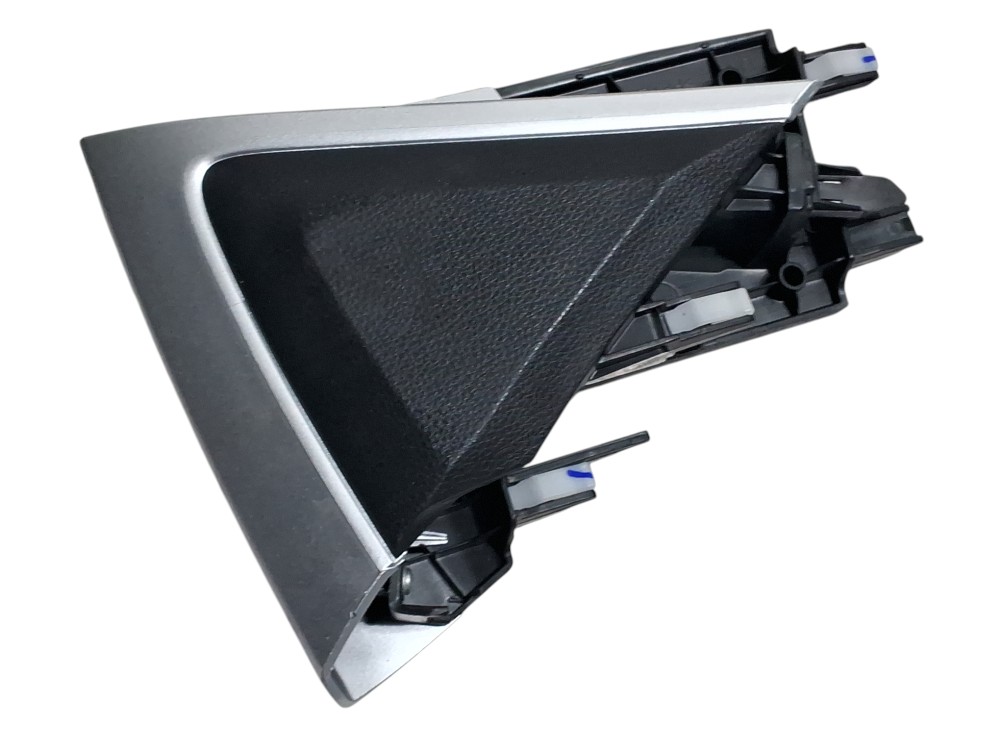 Acabamento console central Toyota Corolla Cross 2022 3