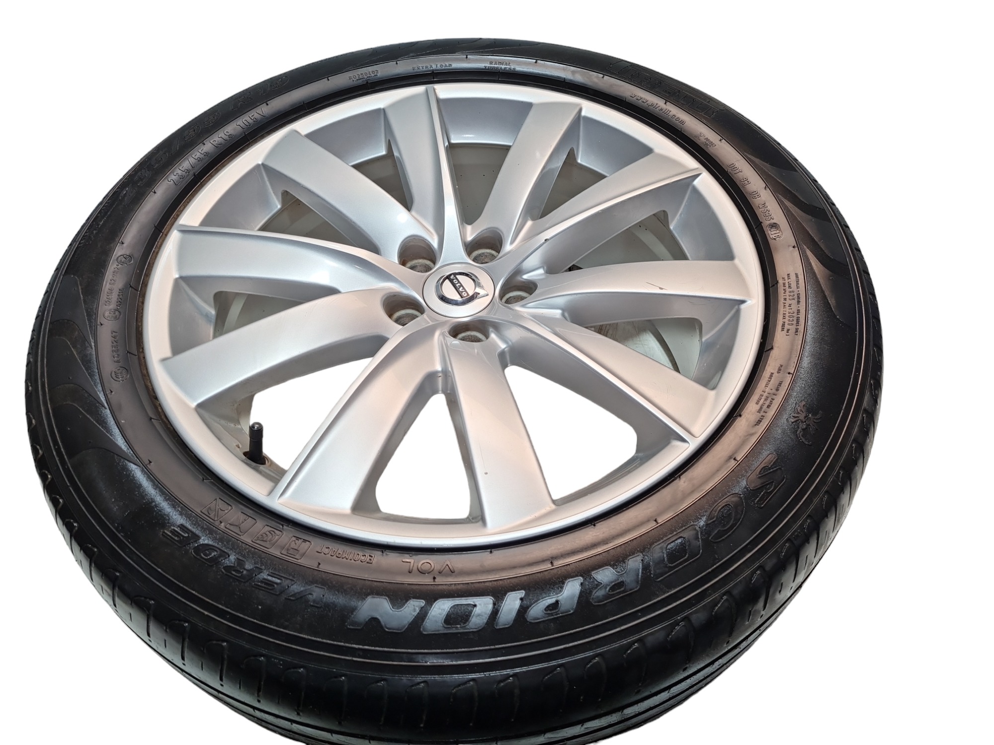 Unidade Ou Jogo Roda E Pneu Volvo Xc90 D5 235/55 R19 Aro 19 4