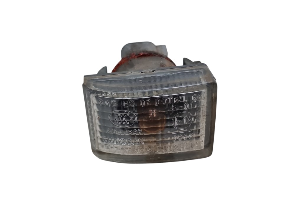 Luz sinal paralama dianteiro Toyota Corolla Cross ano 2021