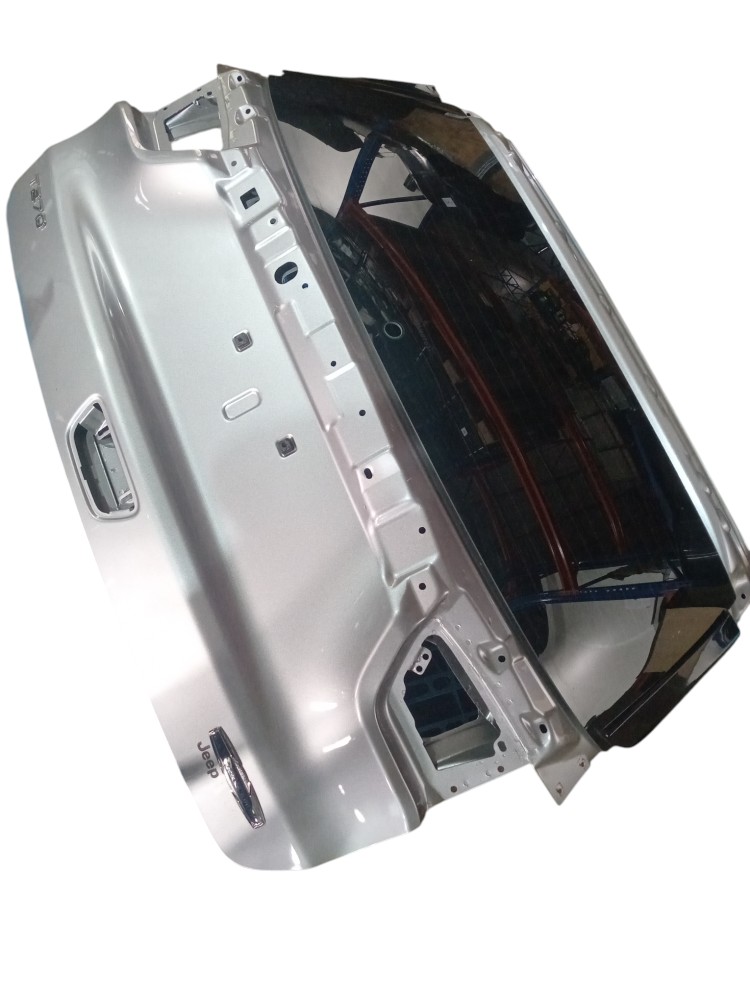 Tampa traseira porta malas Jeep Compass 2023 a 2024 original