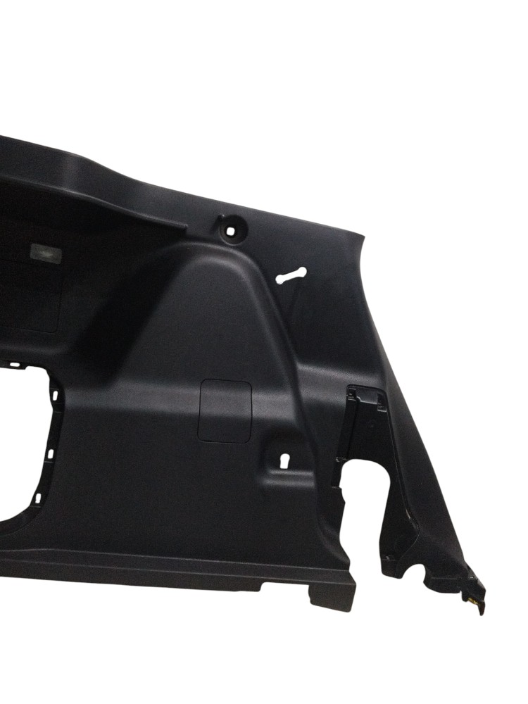Forro lateral esquerdo porta malas Toyota Yaris Cross 2026 7