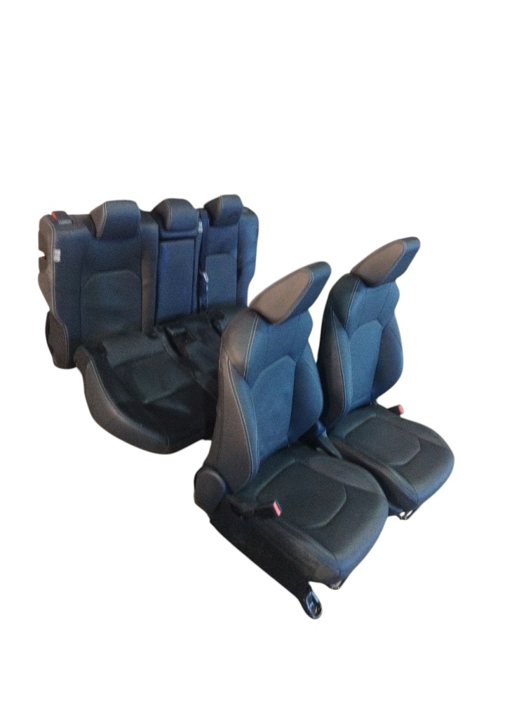 Jogo bancos de couro completo do Toyota Yaris Cross XRX 2026