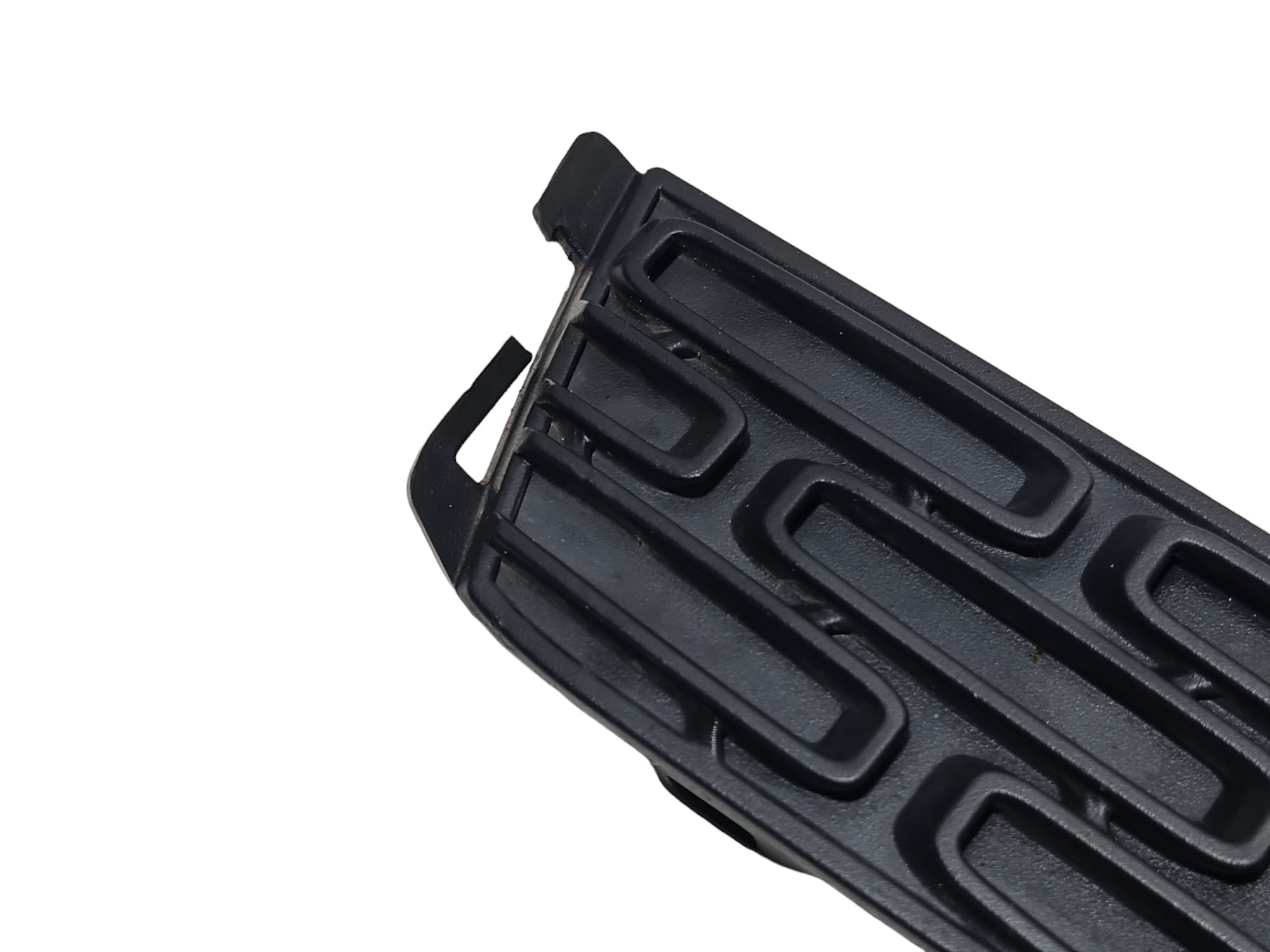 Moldura Parachoque Dianteiro L Direito Commander Detalhe 3