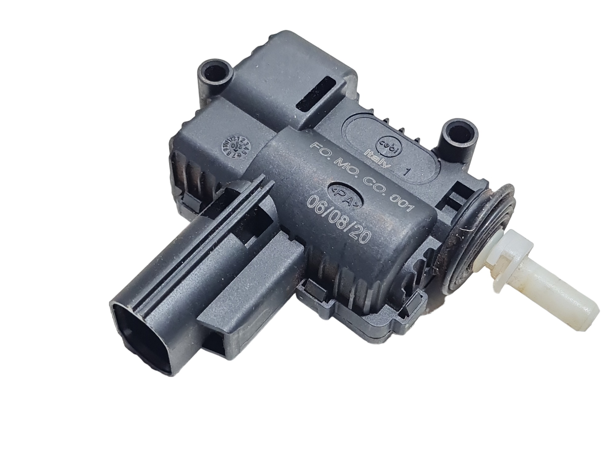 Tava Portinhola Tanque Combustivel Chery Tiggo 8 2022 1