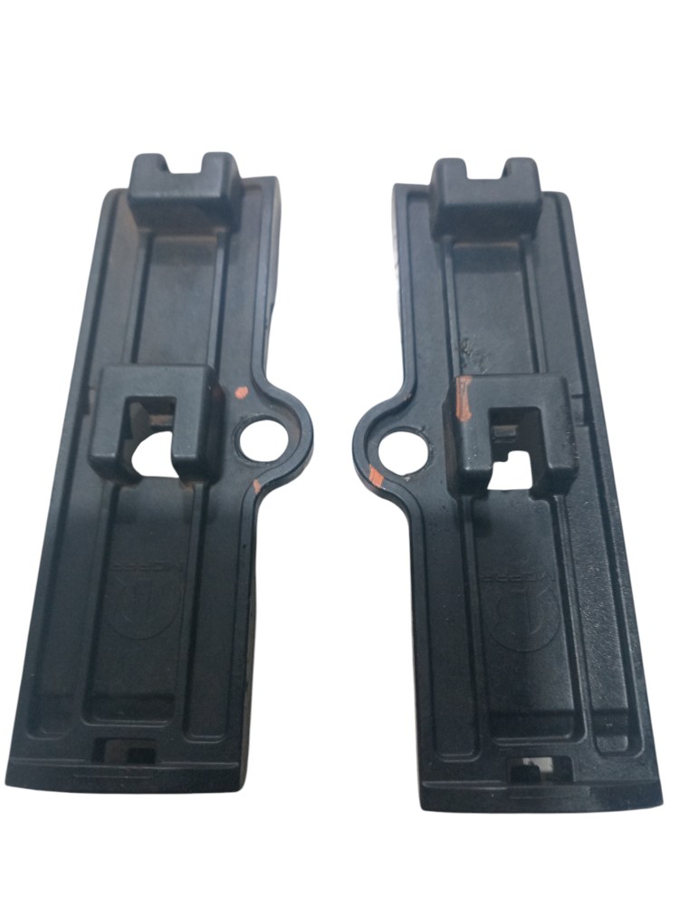 Par suporte fixação radiador Jeep Compass 2023 2024 original