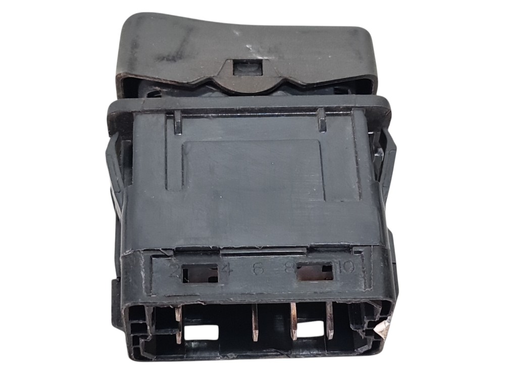Interruptor acionamento 3 eixo Volvo VM 330 2021 2022 2