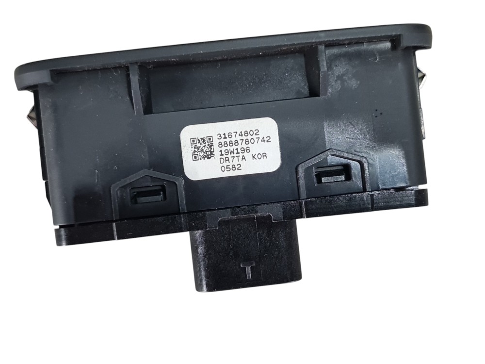 Botão Abertura Porta Malas Volvo Xc40 2020 31674802 Original 3
