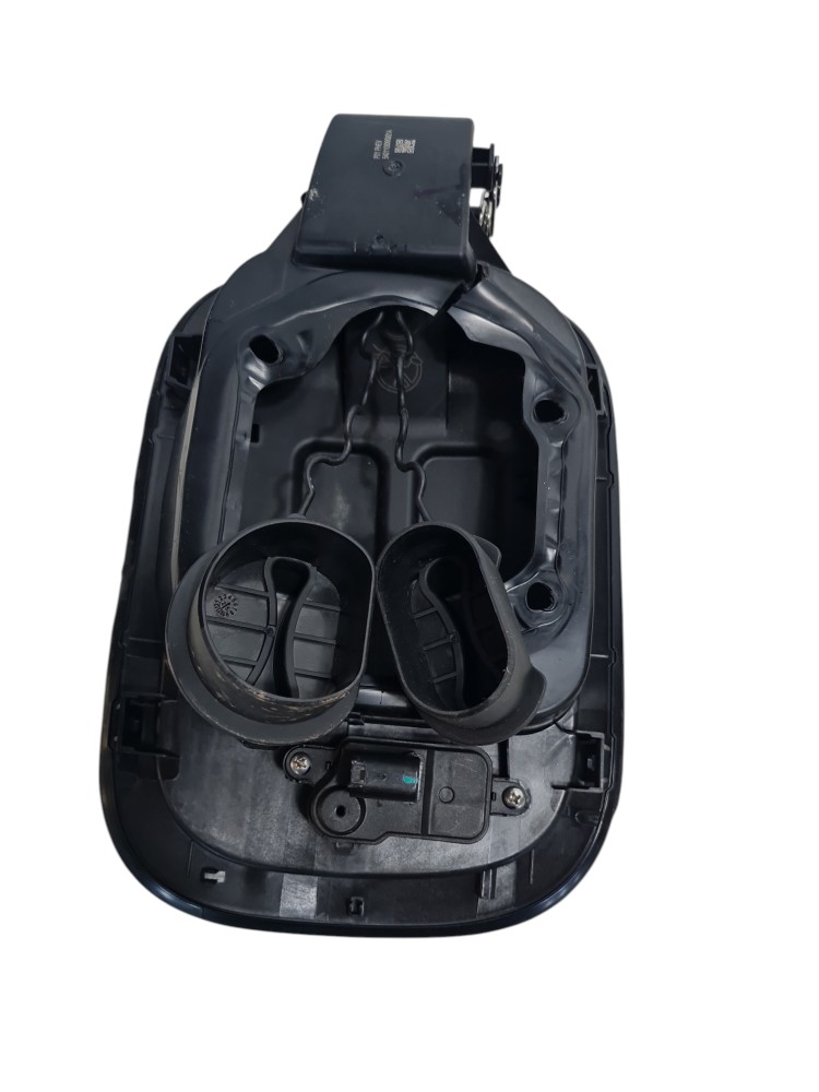Portinhola De Carregamento Eletrico Gwm Tank 300 Original Preta 2025 4