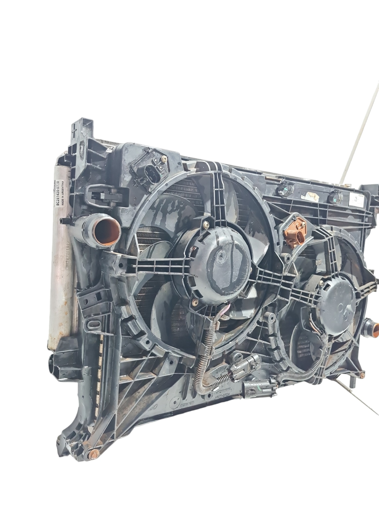 Radiador defletor ventoinha Fiat Toro Volcano 2019 original 8