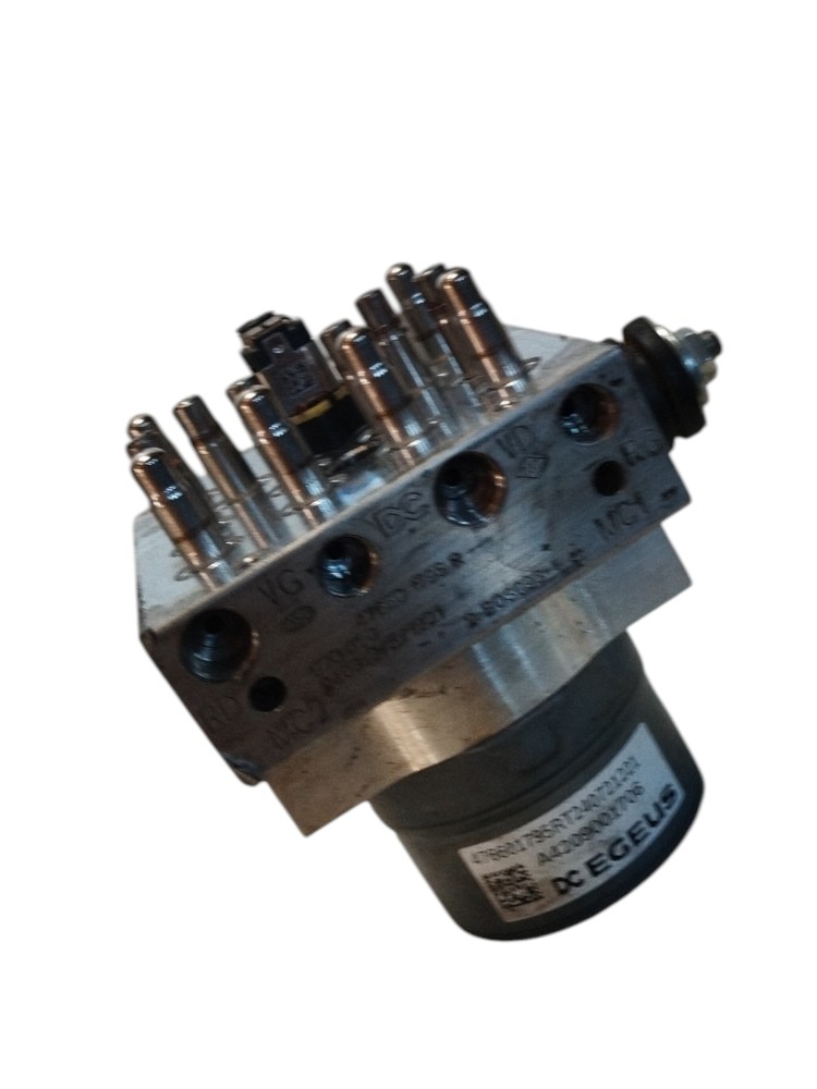 Módulo Abs Renault Kangoo 2024 2025 A4209001706 2