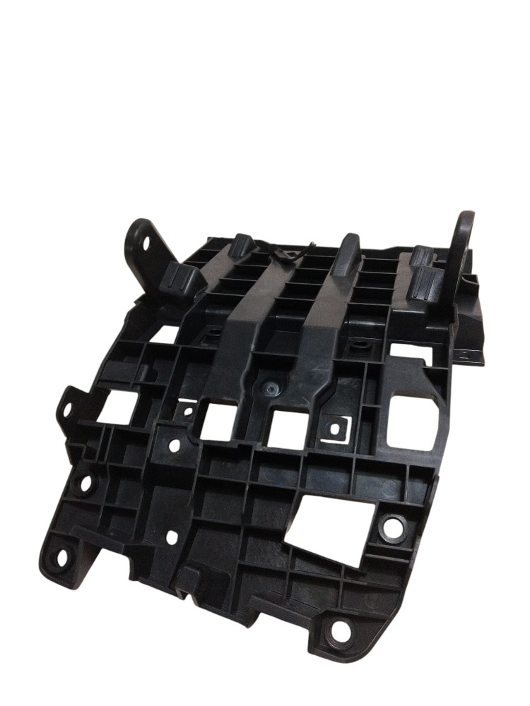 Suporte estrutural de fixação do console central Audi Etron 5