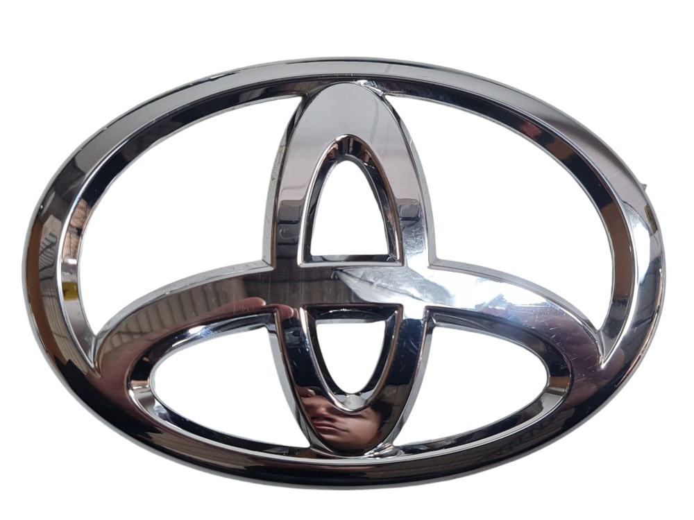 Emblema Logo Toyota Corolla Cross 2023 Original 1