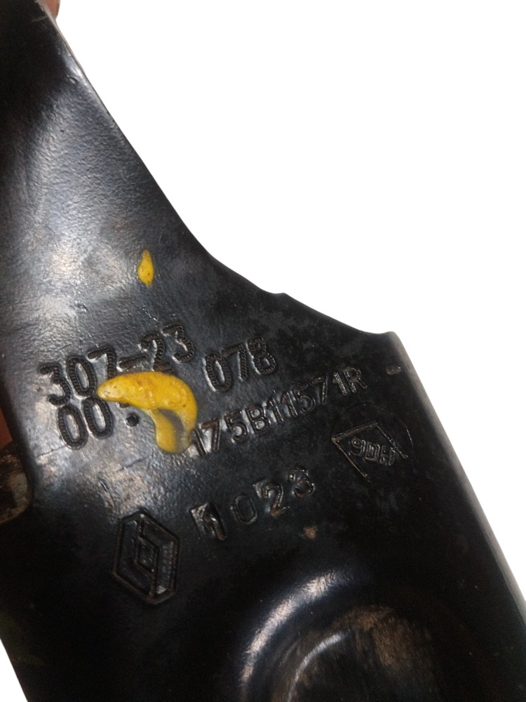Suporte da Flauta de combustível Renault Sandero Logan 2023 5
