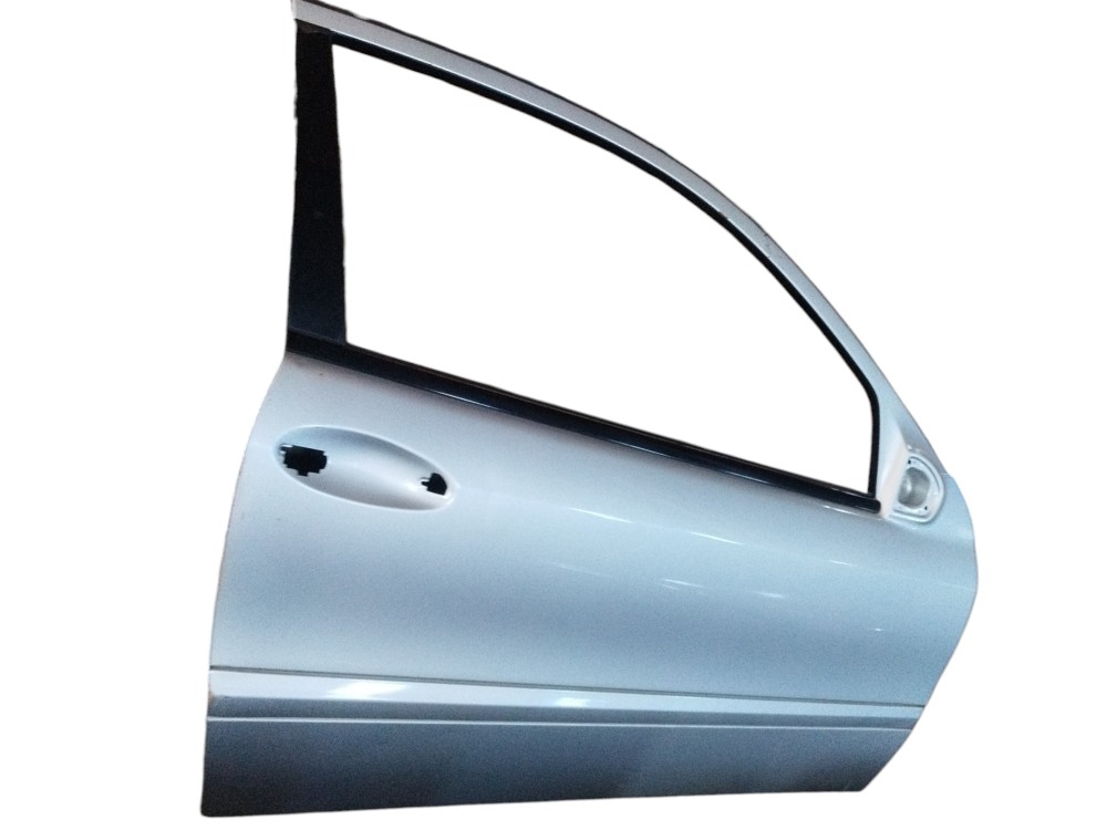 Porta Dianteira Esquerda Mercedes Classe C230 2002 2003 3