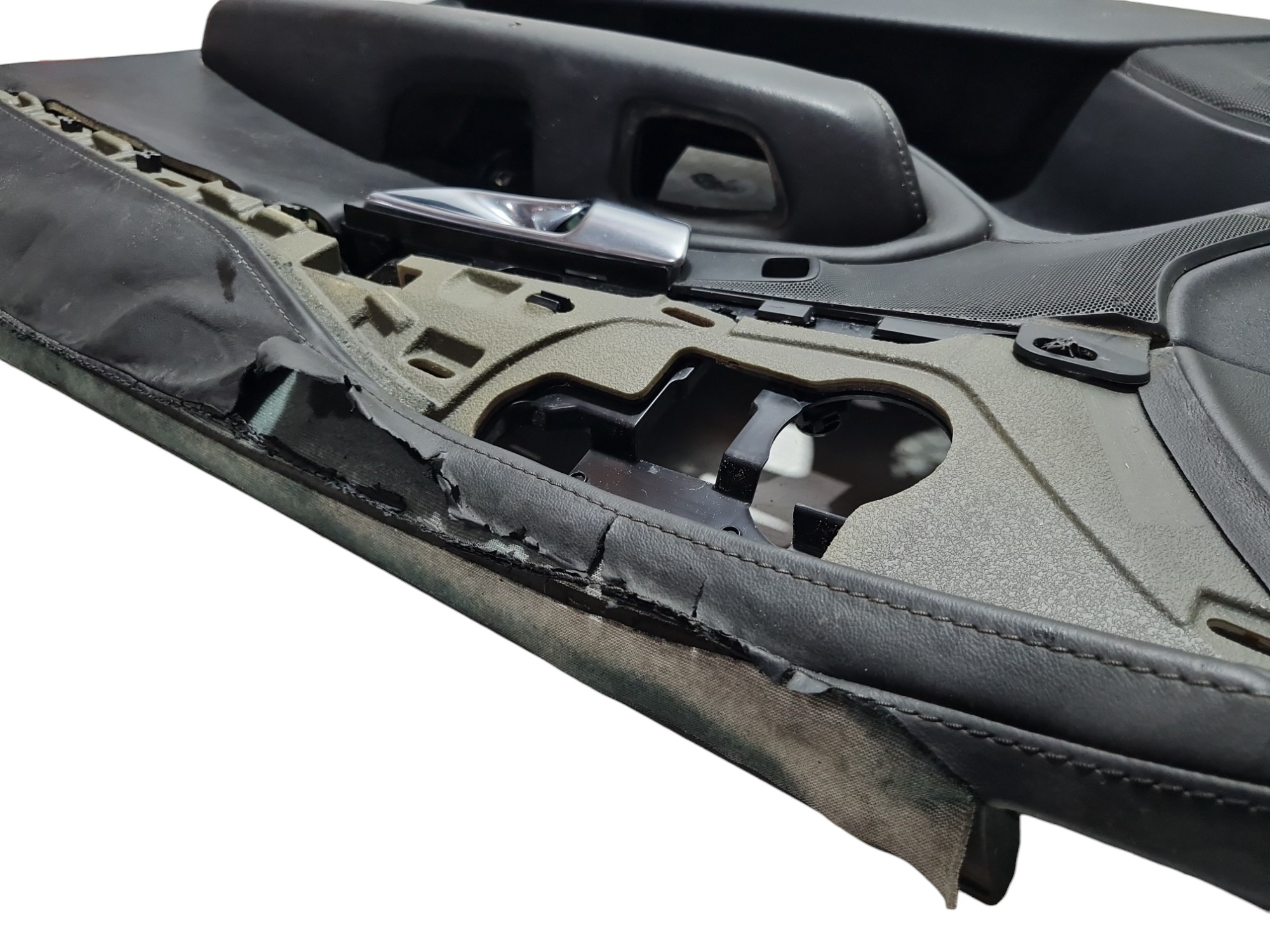Forro Porta Dianteira Direita Volvo Xc90 D5 2017 Detalhe 2