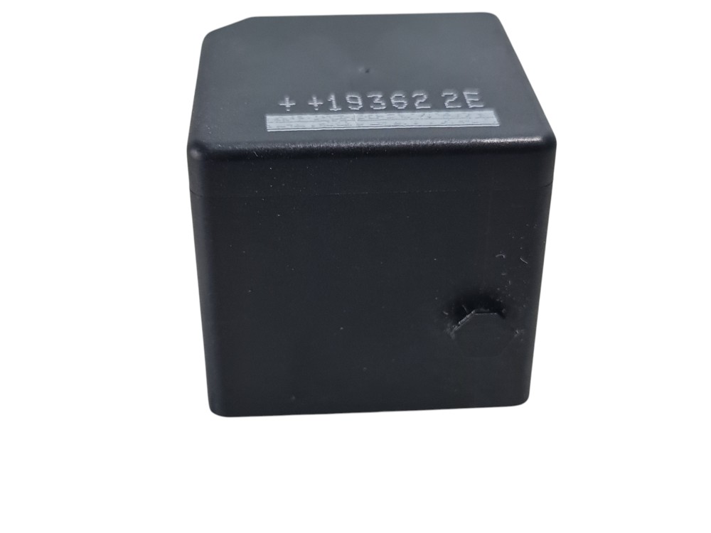 Rele Auxiliar Volvo Xc40 T5 2020 Original 31678440 3
