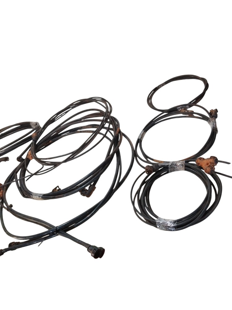 Kit 13 Mangueira Fluido De Óleo Volvo Vm 330 2021 Original Preto 4