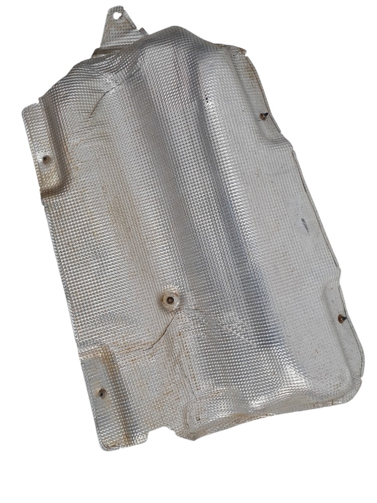 Par Cinta Tanque Combustivel / Defletor Jeep Commander 2022 11