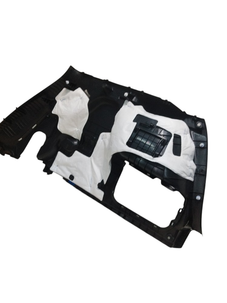 Forro lateral esquerdo porta malas Toyota Yaris Cross 2026 4