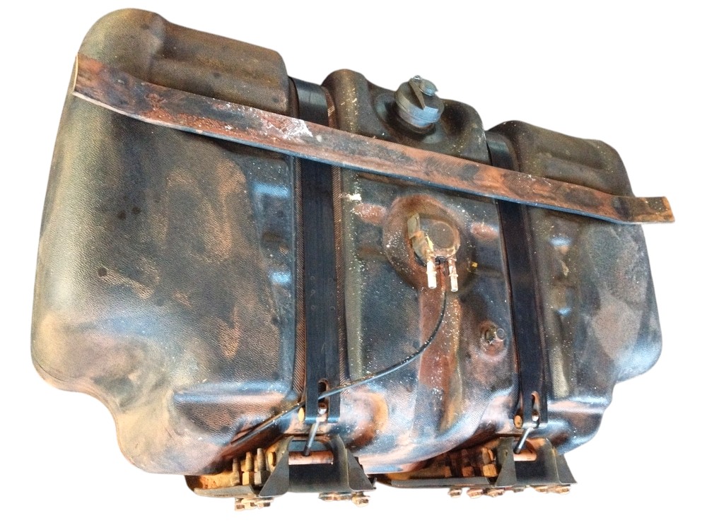 Tanque De Combustível Com Suporte Volvo Vm 330 2021 2022 3