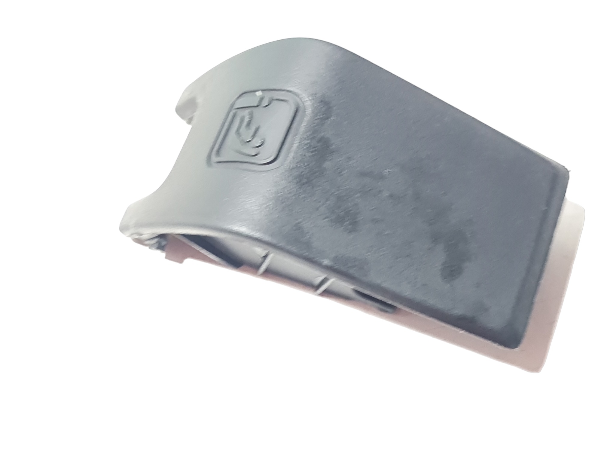 Acabamento Isofix Banco Traseiro Gm Tracker 2022 26288549 4