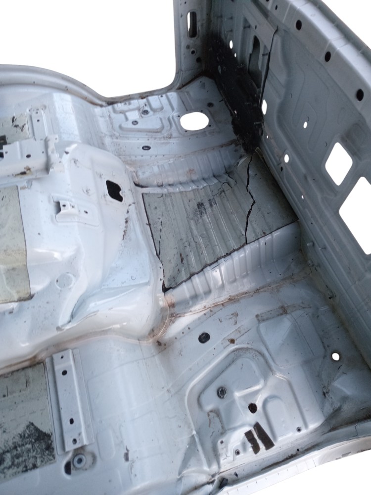 Cabine Volkswagen Delivery 9170 2024 2025 2026 DETALHE 6