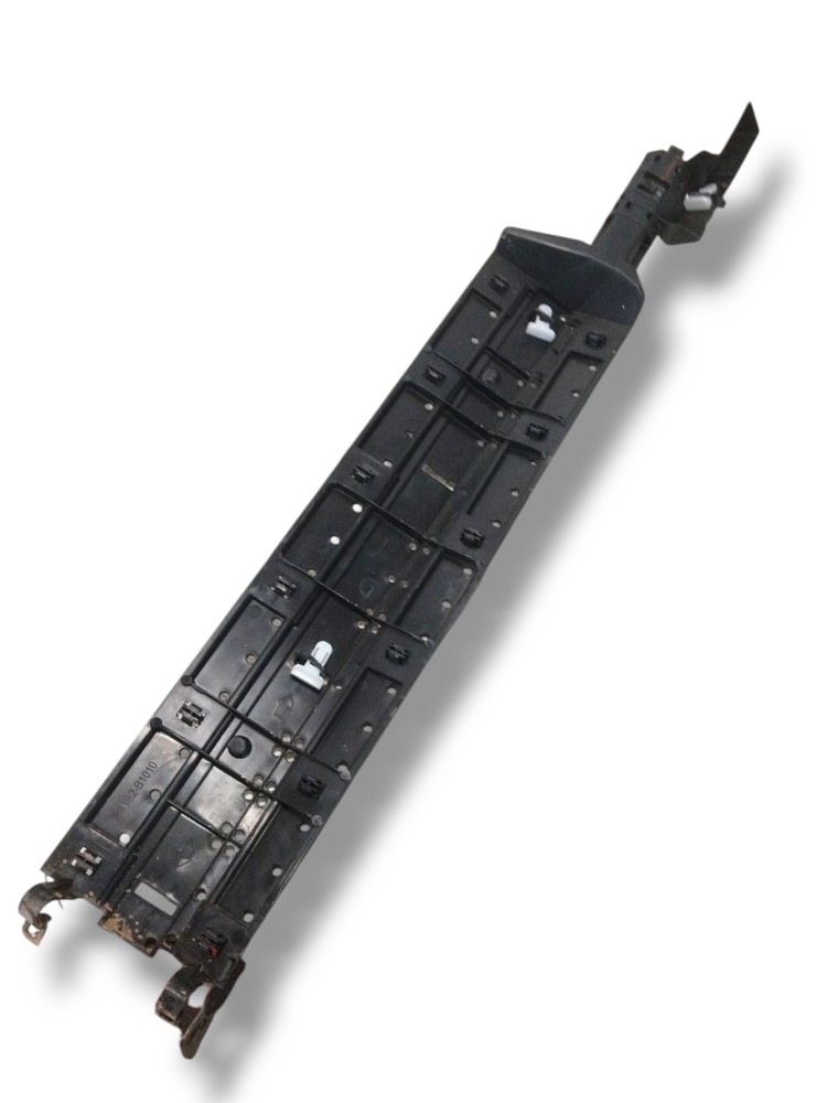 sensor de acionamento da porta por chute Yaris Cross 2026