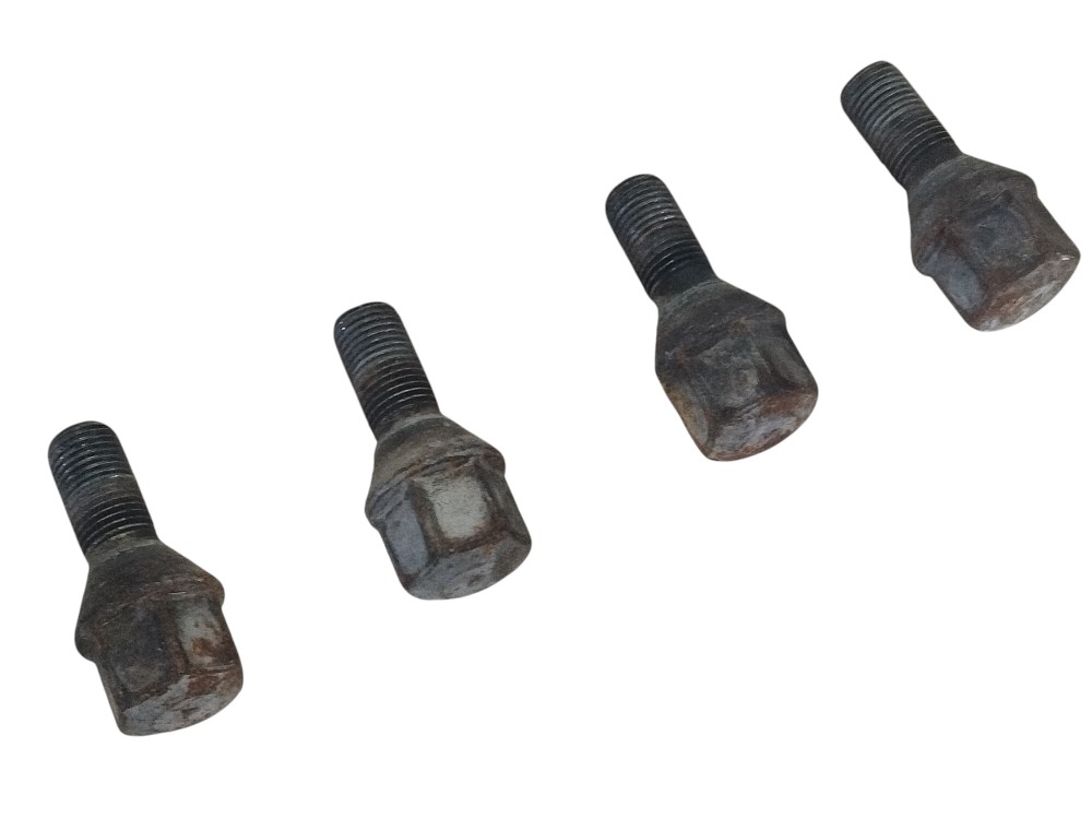 Kit 4 Parafusos Roda Fiat/fiorino Endurance 80mil Km 2021 2